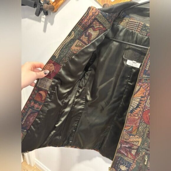 🌟VINTAGE🌟 LEATHER RANCH- Tapestry JACKET - Picture 10 of 14